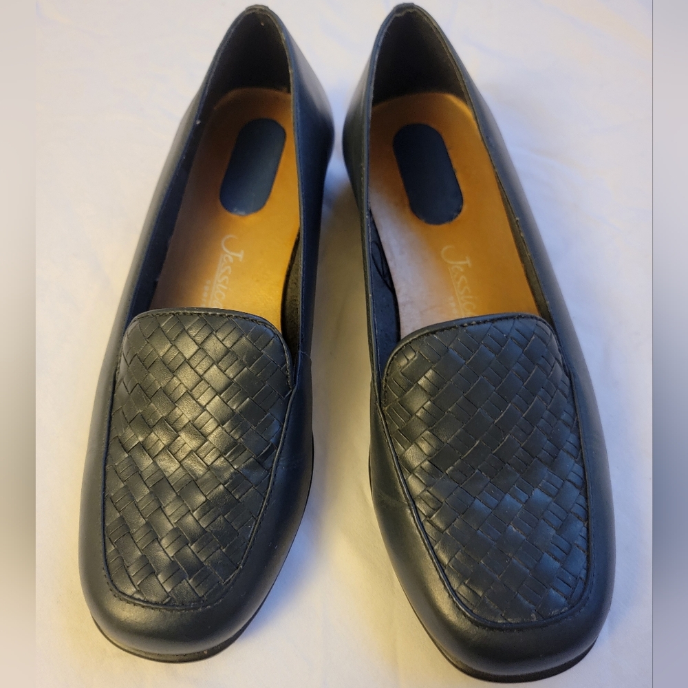 Jessica Sport Navy aloafers, Size 7